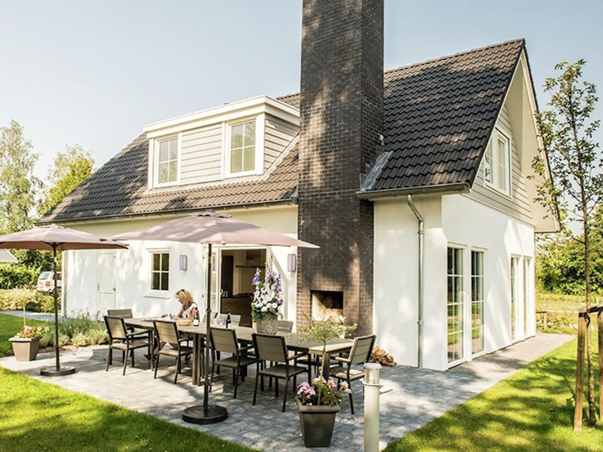Spacious Home With A Fireplace At 3 Km From Baarle-Nassau Exterior foto