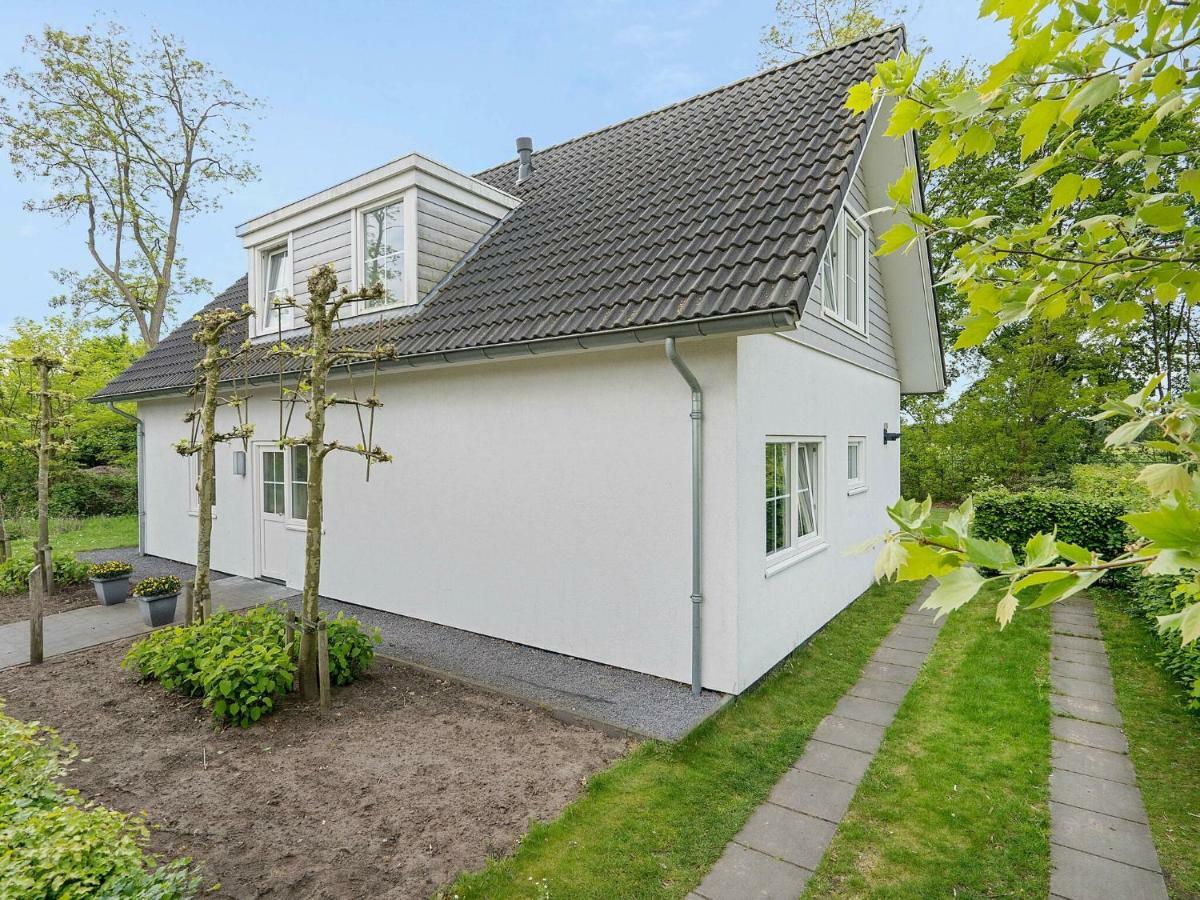 Spacious Home With A Fireplace At 3 Km From Baarle-Nassau Exterior foto
